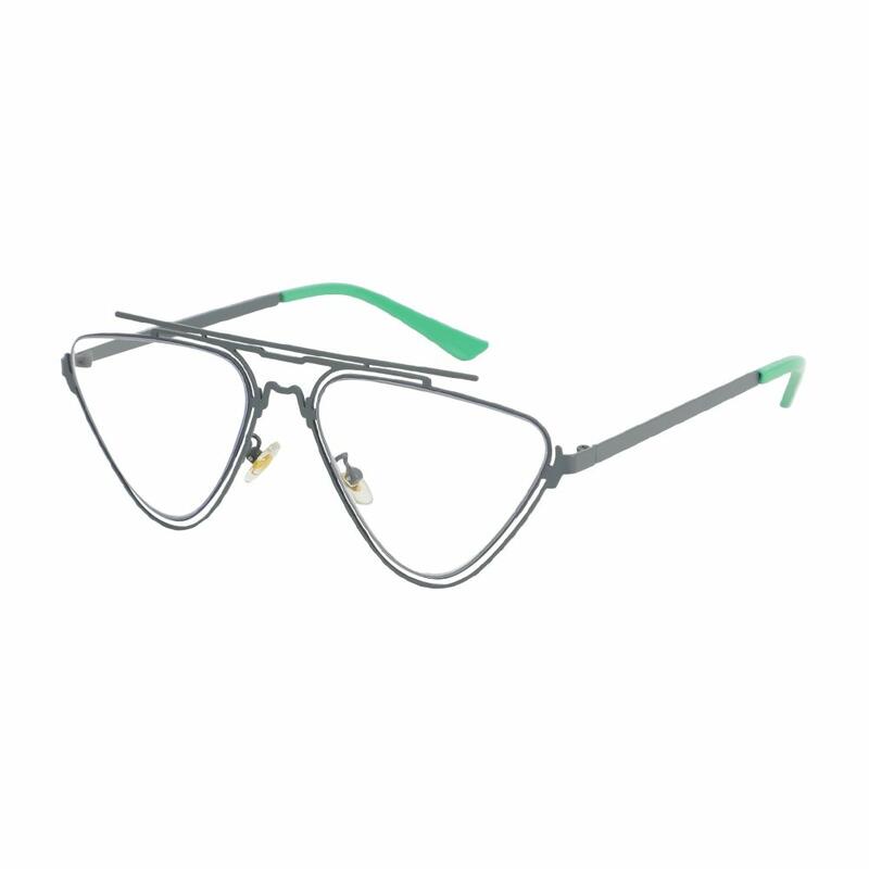 Triangular-frame sunglasses